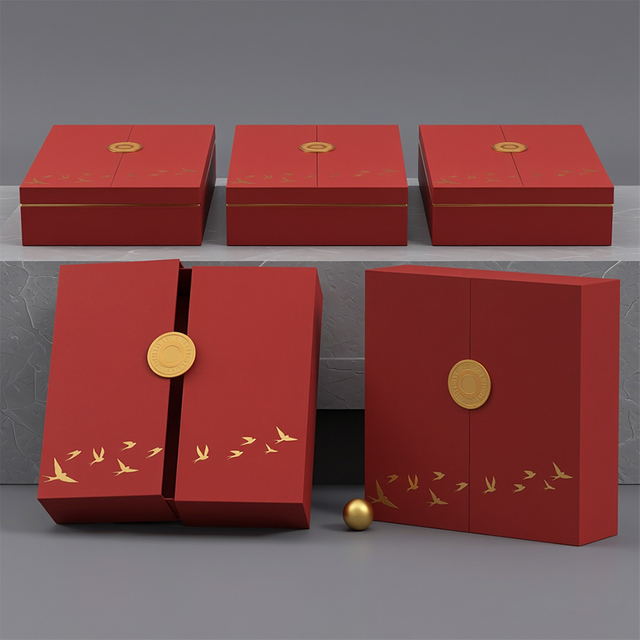 Stylish Cardboard Storage Boxes for Eco-Conscious Fashion Items