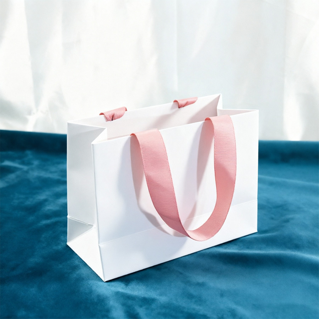 Eco-Friendly Custom Paper Bags for Shopping and Promotion