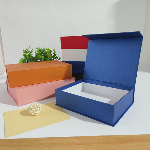 Premium Custom Gold Foil Gift Box with Matt Lamination