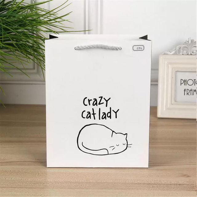 Eco-Friendly Art Printing Paper Bags for Stylish Shopping