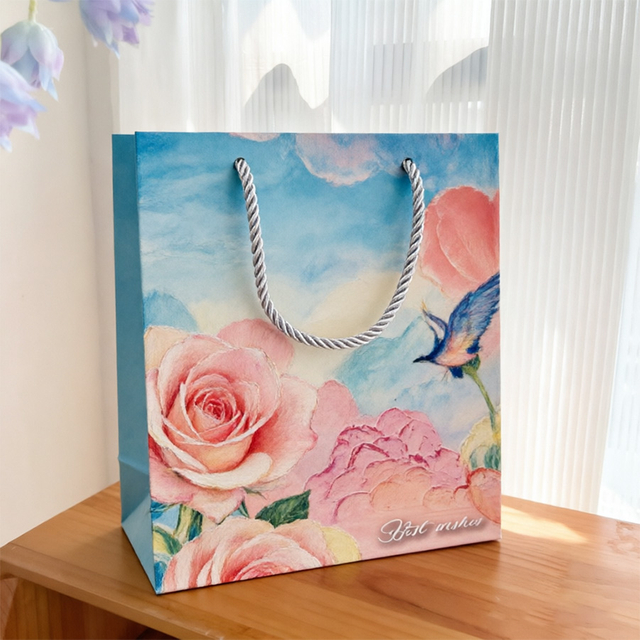 Personalized Artistic Paper Bags for Memorable Gifting Experiences